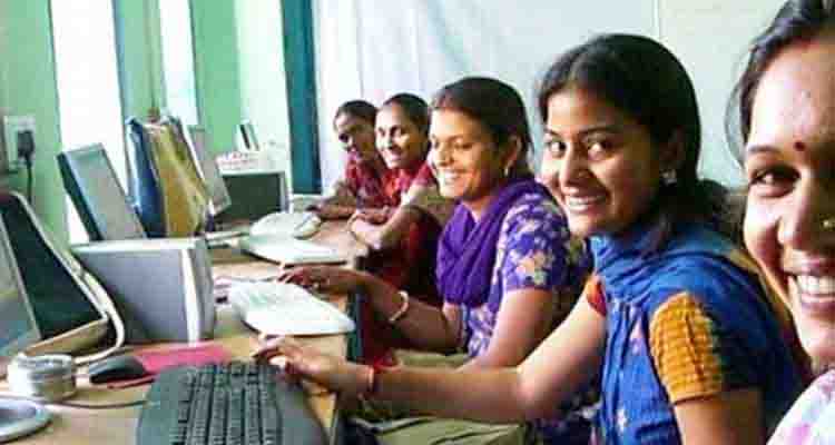 ऑनलाइन शिक्षा के लिए भारत के 54 फीसदी छात्र सहज: सर्वेक्षण