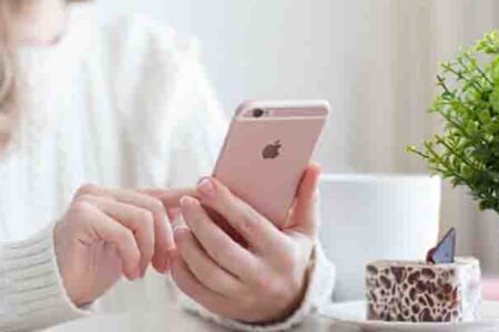 क्या मोबाइल फोन ऐप्स हमारी निजी बातें सुनते हैं?