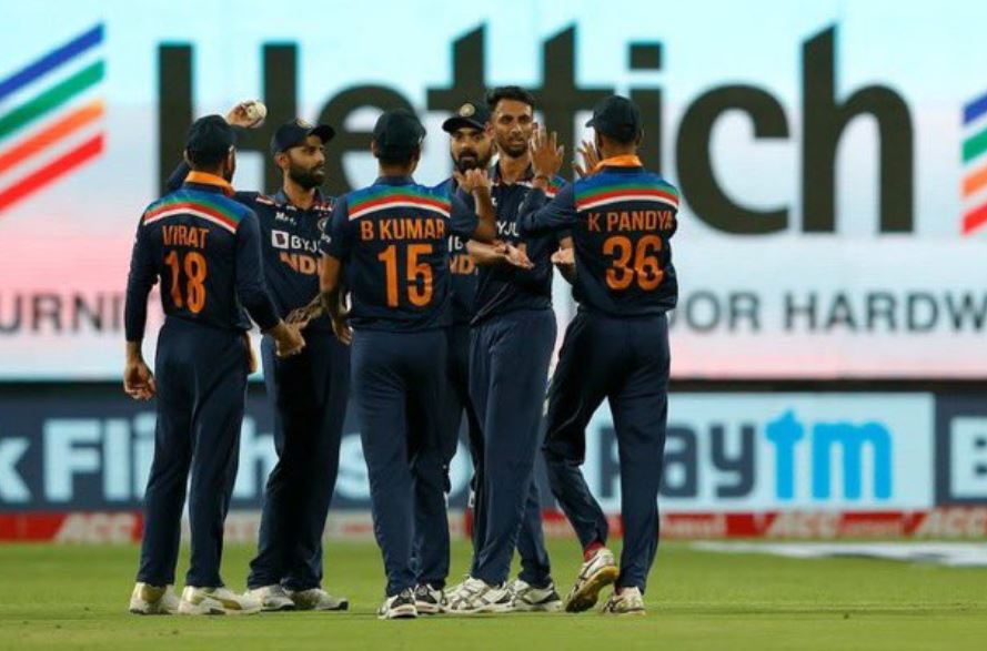 टीम इंडिया ने इंग्लैंड को पहले वन डे में 66 रनों से हराया
