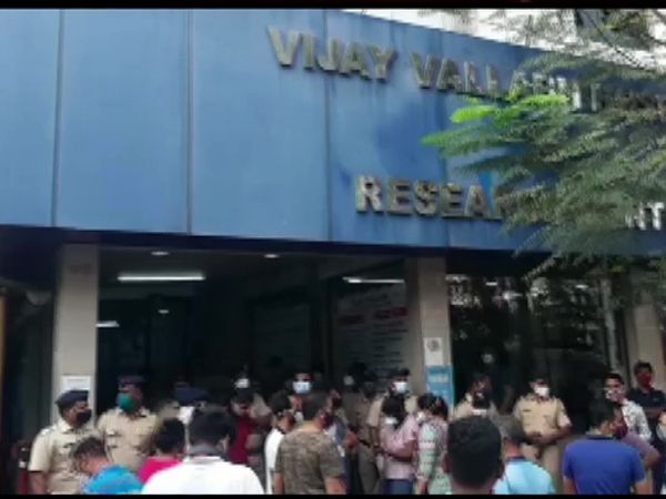 महाराष्ट्र के विरार कोविड अस्पताल में आग, 10 मरीजों की मौत
