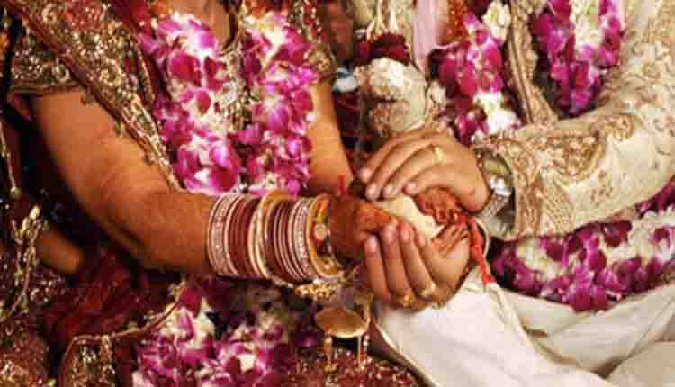 सरगुजा: शादी में हजार लोग जुटे , वर-वधु पक्ष पर  4.74 लाख, मेरिज हाल संचालक पर 4 लाख 75 हजार जुर्माना