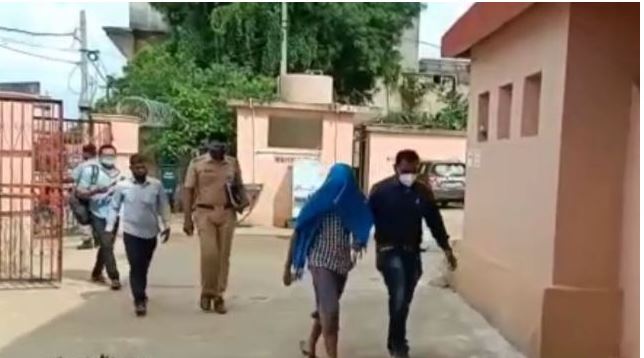 मुंबई की मॉडल को ब्लैकमेल कर पैसे ऐंठने वाला आरोपी छात्र ओडिशा से गिरफ्तार