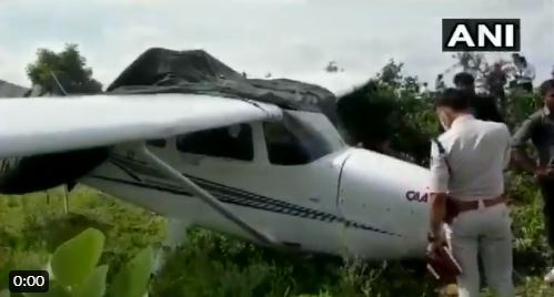 एम पी के सागर में  ट्रेनी विमान दुर्घटनाग्रस्त, पायलट  सुरक्षित