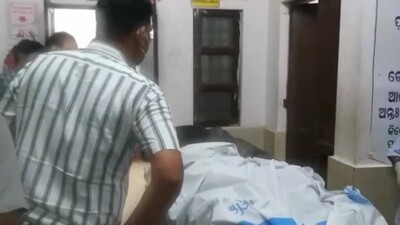 ओडिशा : सरेराह पत्नी को आग लगा दी