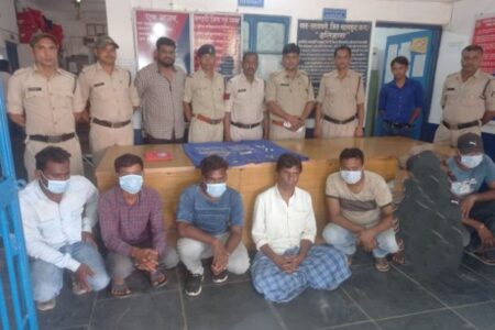 महासमुंद: चोरी के जेवर के साथ आरोपी ,खरीददार, वकील और हेल्थवर्कर गिरफ्तार