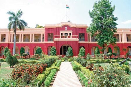 आईआईटी धनबाद :कोविड प्रोटोकॉल के उल्लंघन पर छात्रों को भेजा जाएगा घर