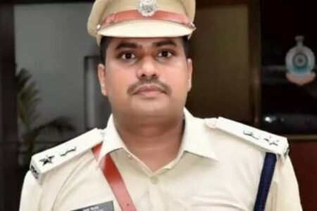 ड्राइवर की पिटाई , सीएम ने एसपी उदय किरण के खिलाफ जांच और तबादला के निर्देश दिए