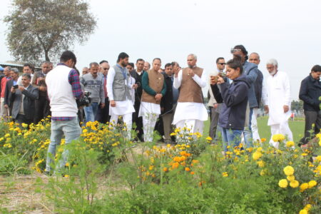 प्राकृतिक खेती की मुहिम में जुटे राज्यपाल आचार्य देवव्रत