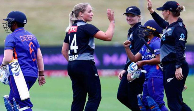 लचर बल्लेबाजी: न्यूजीलैंड से एकमात्र टी 20 मैच हारी भारतीय महिला टीम