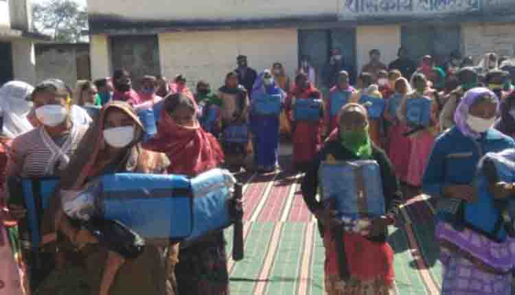 उदयपुर में मितानिन प्रशिक्षण समापन पर यूनिसेफ ने दिया किट बैग  