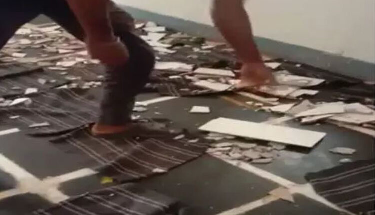 आंगनबाड़ी का छत का टाइल्स गिरने से 4 बच्चे घायल,जाँच के आदेश