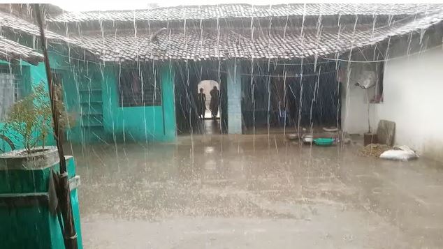 छत्तीसगढ़: कई इलाकों में बारिश और ओले गिरे, गाज से 3 मौतें