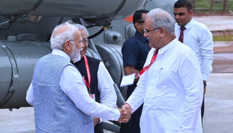 मंच पर भूपेश ने कहा, हम तो मांगते ही रहेंगे लेकिन ...