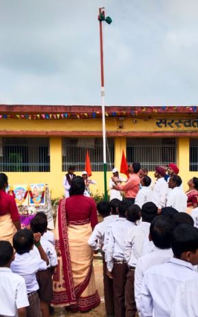 पिथौरा में स्वतंत्रता दिवस धूमधाम से मनाया गया