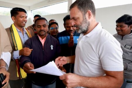 हसदेव अरण्य बचाओ संघर्ष समिति के प्रतिनिधिमंडल ने राहुल गांधी से की मुलाकात 